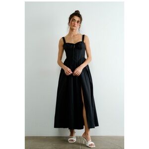 Elegant Black Maxi Dress
